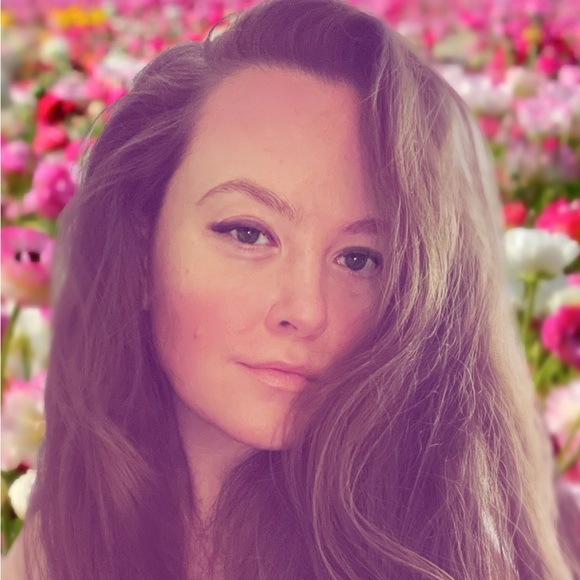 Meet your Posher, Margaret - Picture 2 of 2